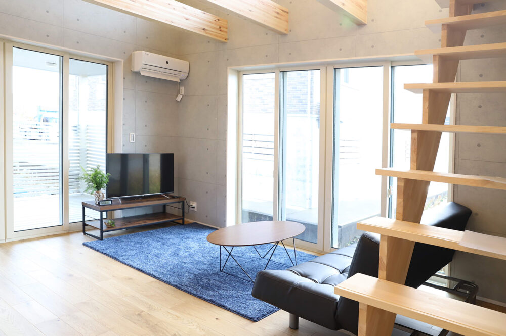 小千谷市・25坪|ウッドデッキとロフト付き!こだわりのメンズライク3LDK